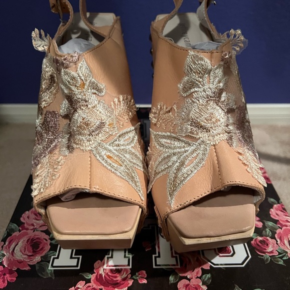 Jeffrey Campbell Tove-Flr Natural Pink /Wood Platforms size 9 - Picture 3 of 8